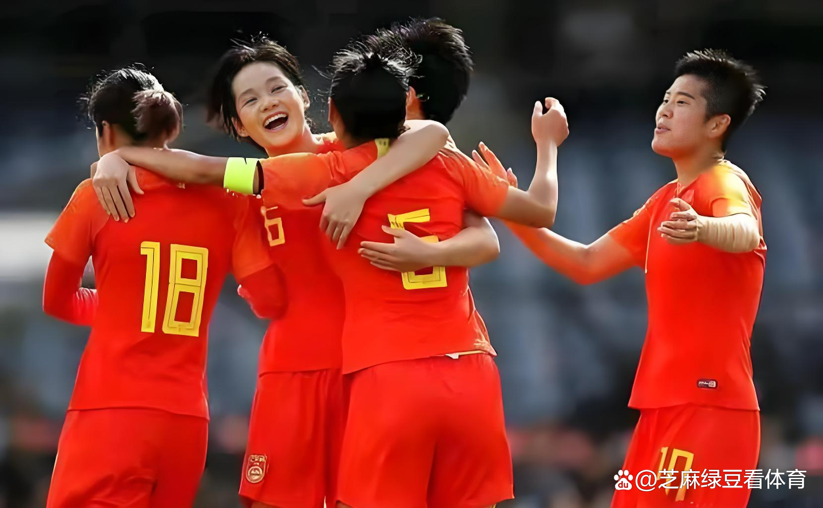 包含墨西哥女足轻松取胜，实力碾压对手稳定中超前列的词条